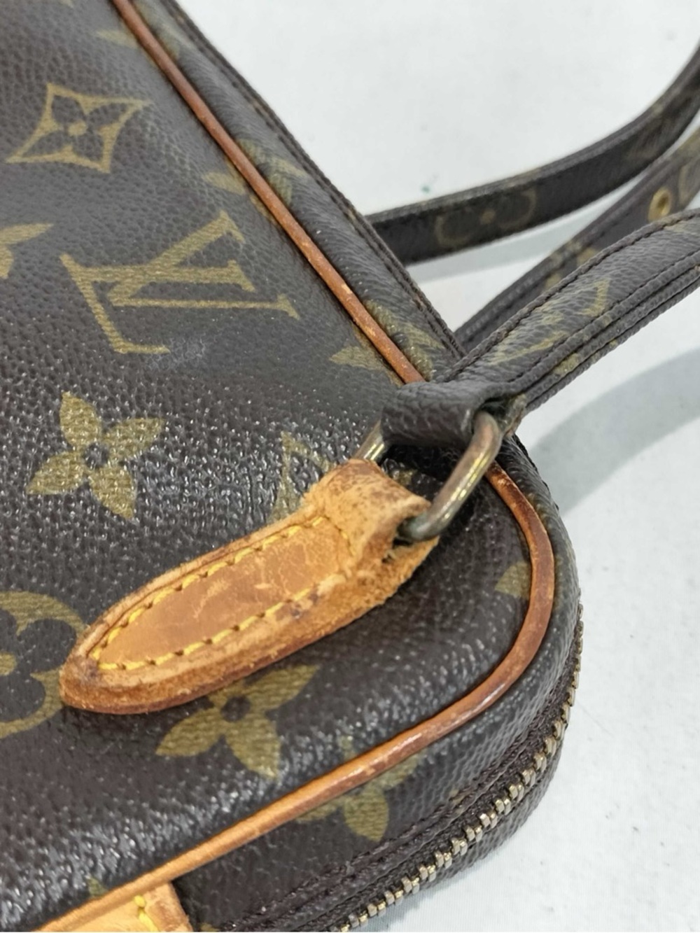 Louis Vuitton Monogram Pochette Marley Bandoulière (Vintage) - Picture 4 of 13
